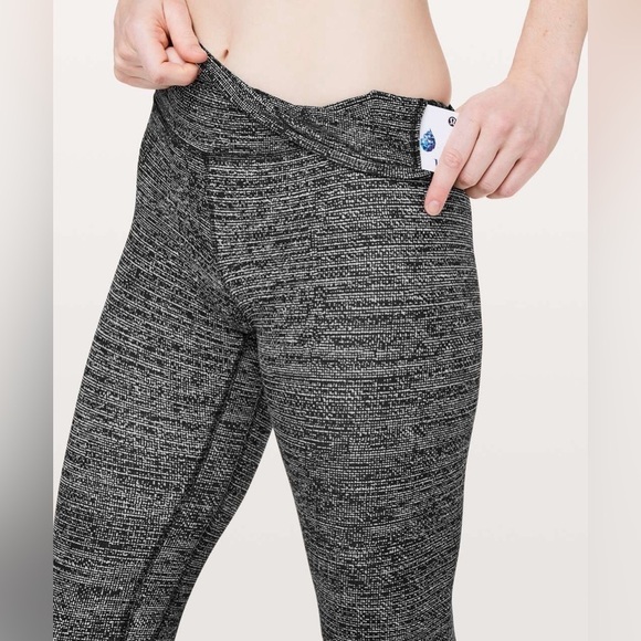 Lululemon Align Pant II *25" in Ice Grey Black - size 4 - Picture 3 of 11